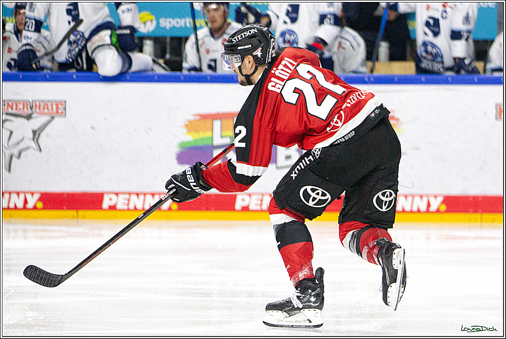PENNY DEL;  Koelner Haie - Straubing Tigers; Koeln, 15.10.2021